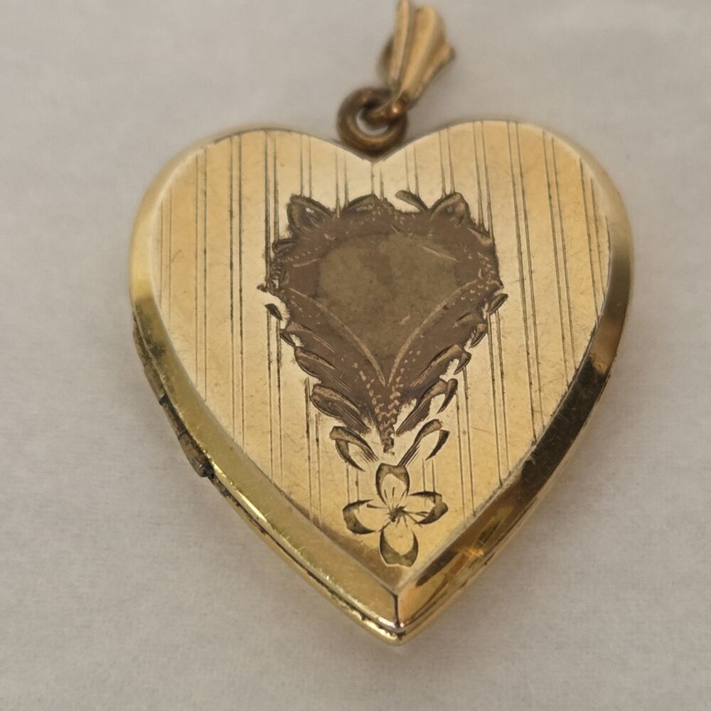 Vintage 1/20 12K GF Heart Shaped Locket Etched Flower 1 in.